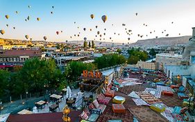Nomads Cave Hotel & Rooftop